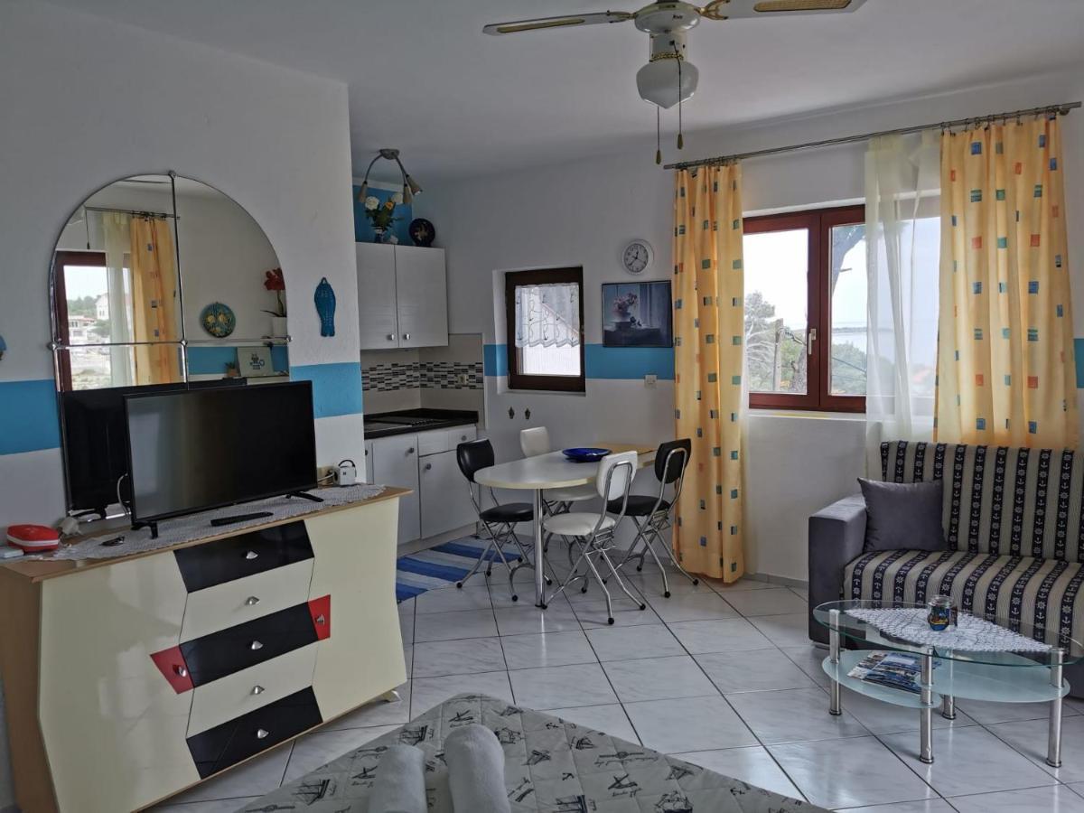 Apartmani Nata Maslinica Exteriör bild