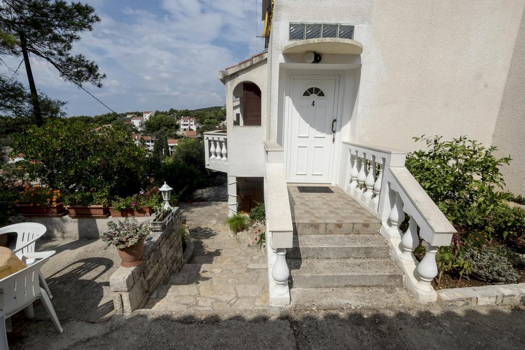 Apartmani Nata Maslinica Exteriör bild