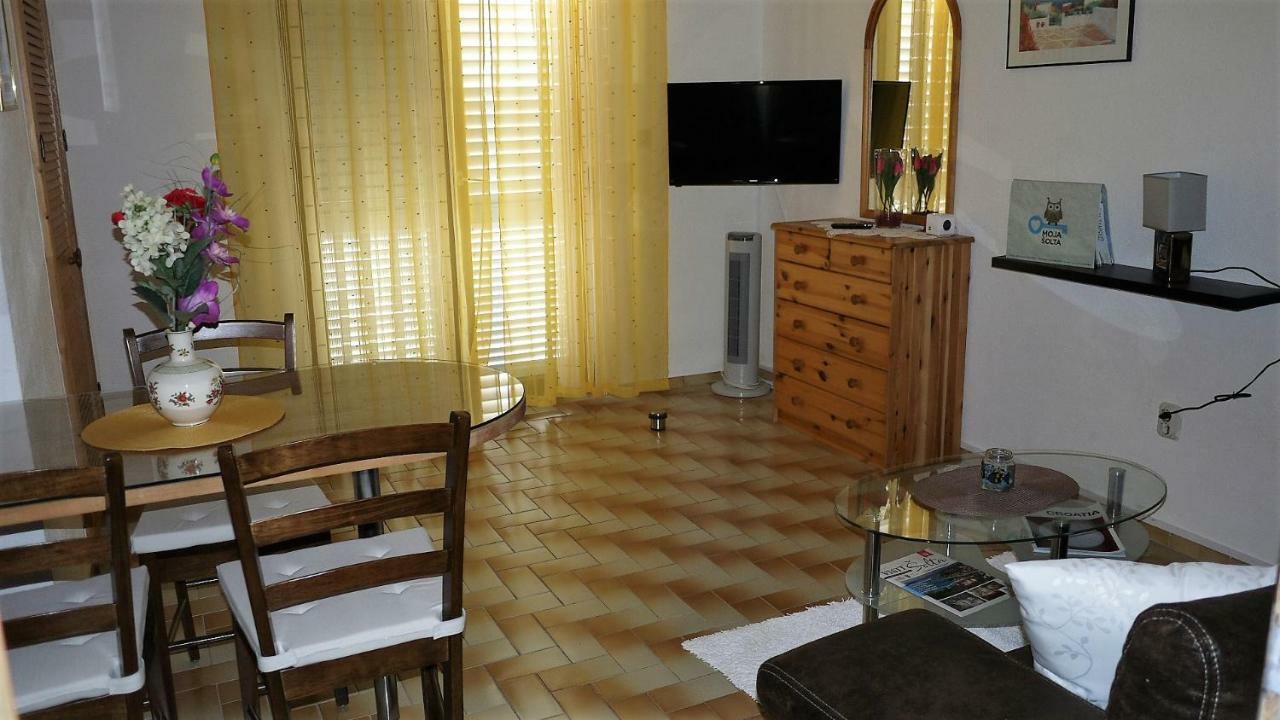 Apartmani Nata Maslinica Exteriör bild