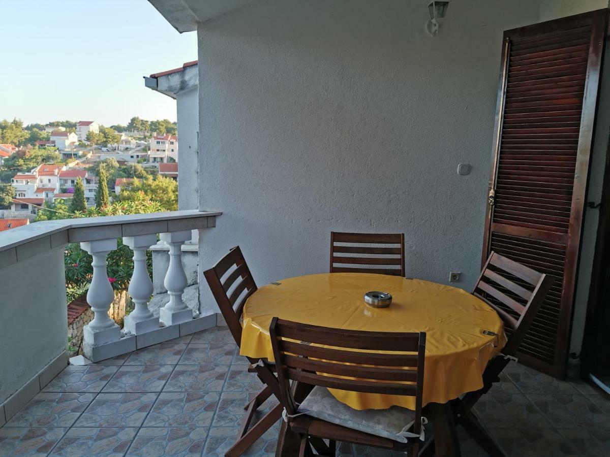 Apartmani Nata Maslinica Exteriör bild